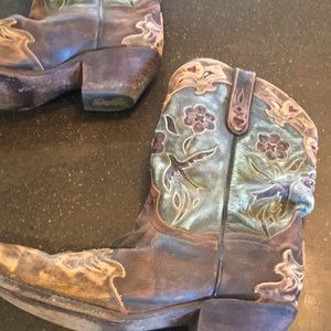 Dan post boots